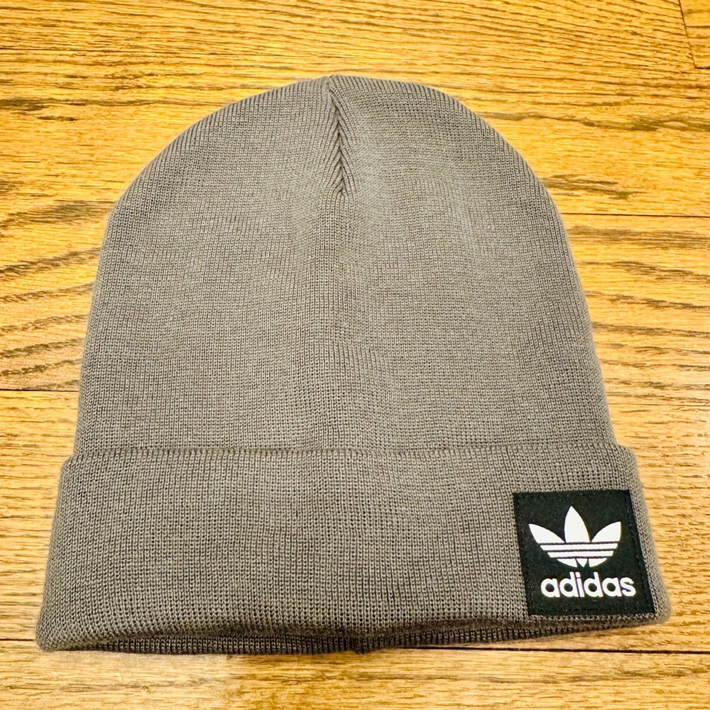adidas Originals Gray Knit Beanie Trefoil Logo One Size